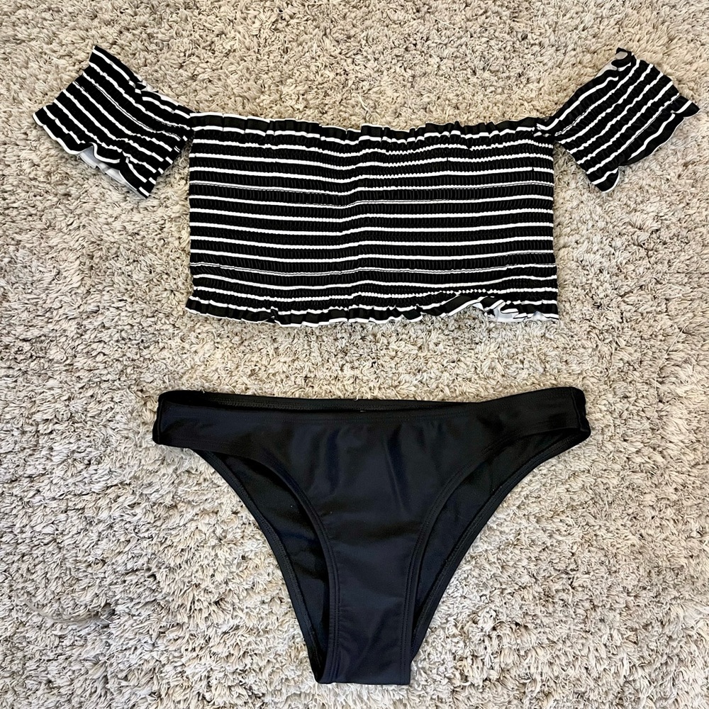 Xhilaration - B&W Off the Shoulder Bandeau Bikini Set